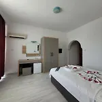 Hotel Vesta Side
