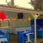 Vesta Hotel Side