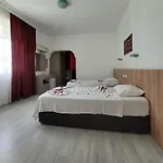 Vesta Hotel 3*
