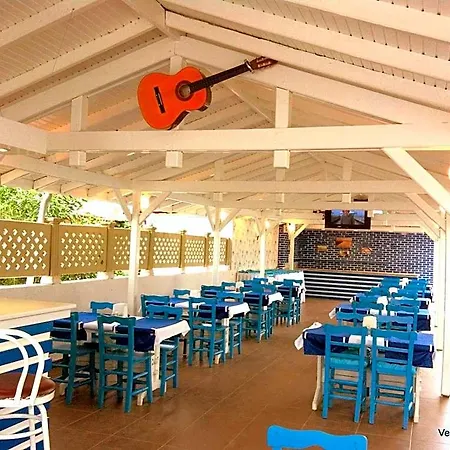 Vesta Hotel