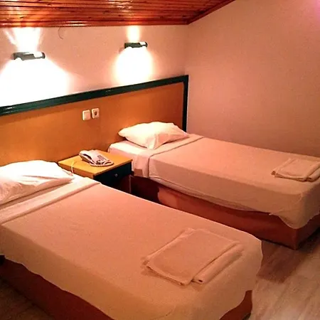 Hotel Vesta Side