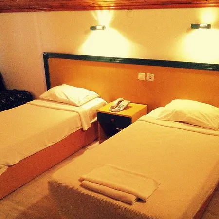 Otel Vesta 3*